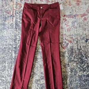 New Tappered Straight Fit pants